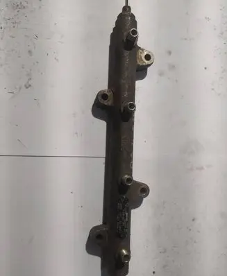 Audi A8 S8 D3 4E Fuel main line pipe 057130089C F00R001271