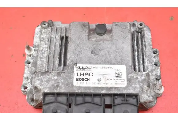 Ford Focus C-MAX Engine control unit/module ECU 3M51-12A650-MC