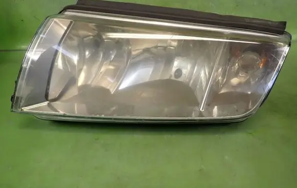 Skoda Fabia Mk1 (6Y) Headlight/headlamp