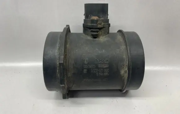 BMW 7 E65 E66 Mass air flow meter 7501554