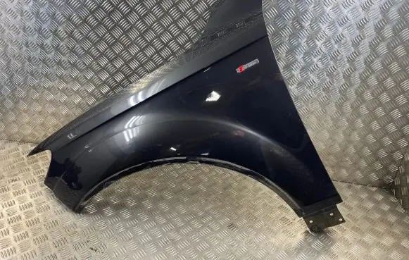 Audi Q7 4L Fender 4L0821105