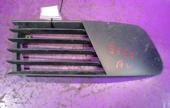 Seat Cordoba (6L) Front bumper lower grill 