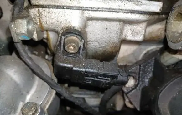 SsangYong Actyon Camshaft position sensor 1611533228