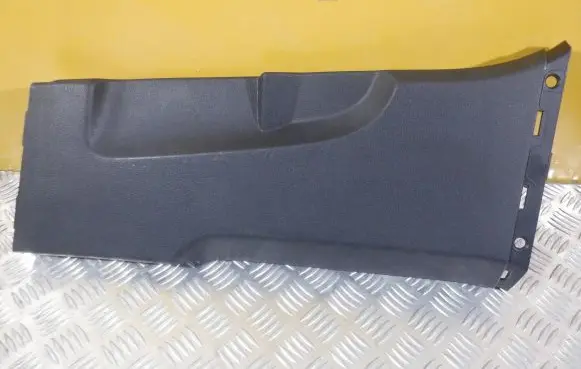 Audi Q3 F3 (B) pillar trim (bottom) 83A867239 F02716006
