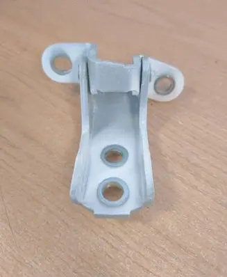Toyota C-HR II Loading door lower hinge ES03