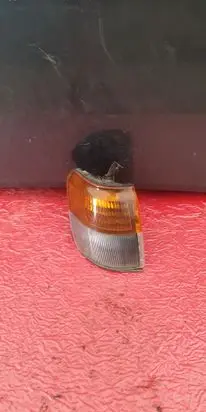Mitsubishi Pajero Front indicator light 21037746