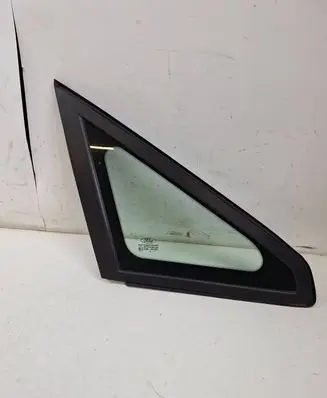 Ford Focus C-MAX Front door vent window glass four-door 43R001057