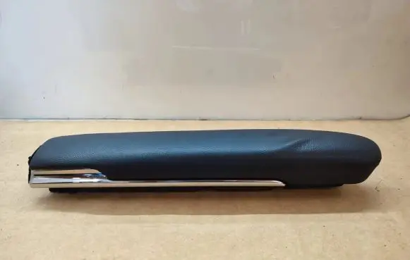 Mercedes-Benz S W221 Armrest A2217270666