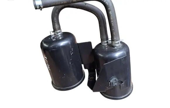 Vacuum air tank