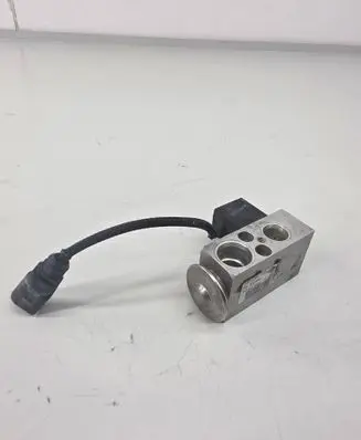 Porsche Panamera (970) Air conditioning (A/C) expansion valve 0018441601