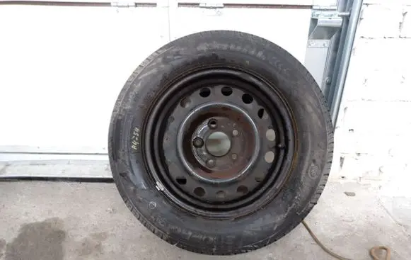 Hyundai i30 R15 steel rim 52910A6050