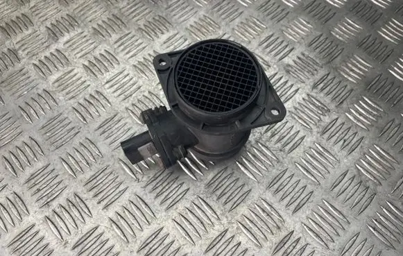Volkswagen PASSAT B5 Mass air flow meter 028906461 0281002216
