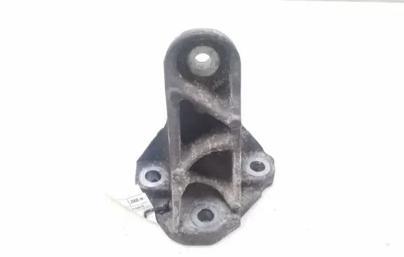 Jaguar XF X250 Engine mounting bracket