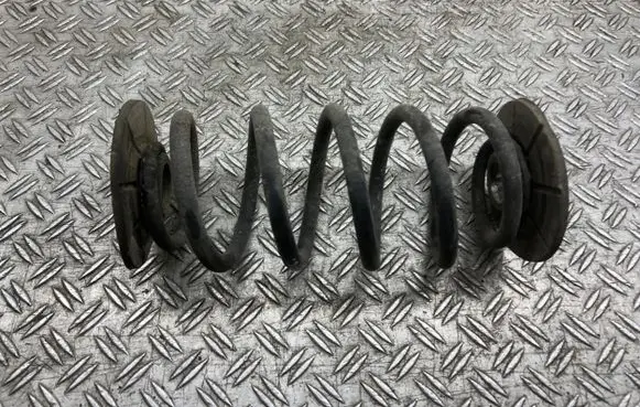 Opel Insignia A Rear coil spring