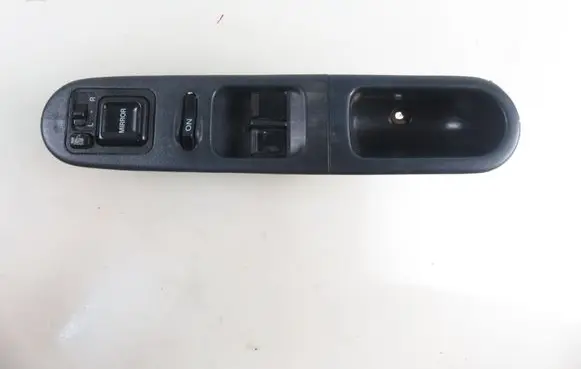 Honda HR-V Electric window control switch