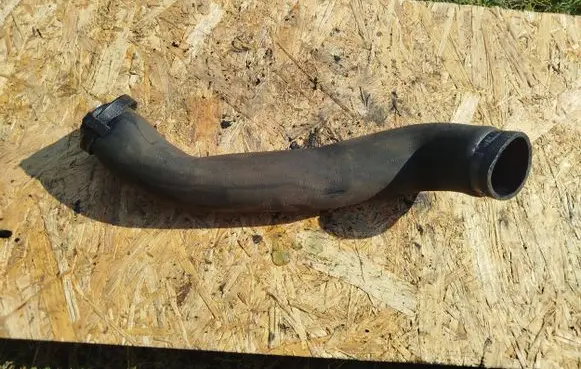 Volvo C30 Intercooler hose/pipe 6M516K863HB