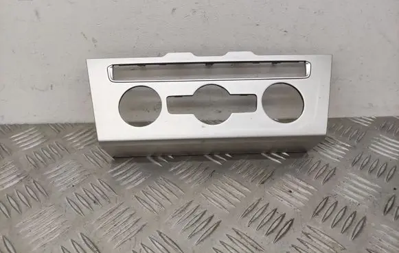 Volkswagen PASSAT B8 Climate control/heater control trim 3G1863100