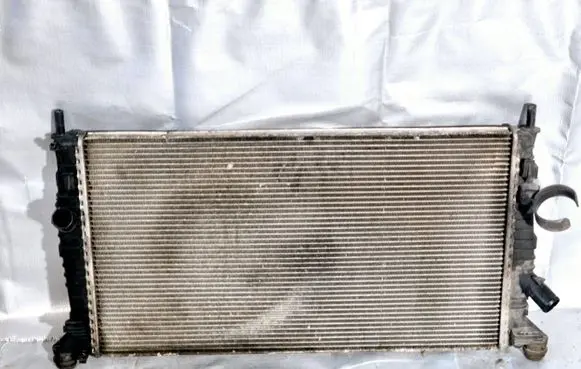 Volvo V50 Coolant radiator 3M5H8005TL 19SEP20071