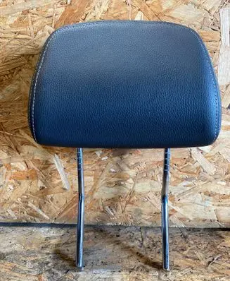Opel Zafira B Front seat headrest 11105 11102
