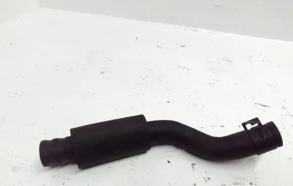 Mazda CX-3 Engine coolant pipe/hose