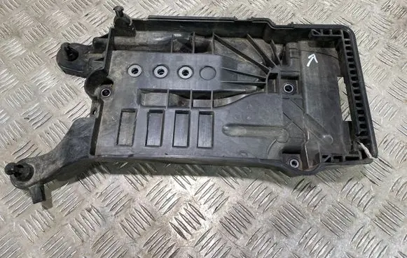 Seat Arona Battery tray 2Q0915331