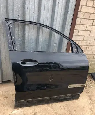 Mercedes-Benz EQA Front door