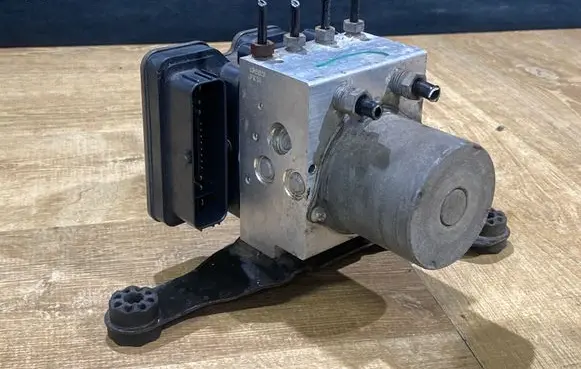 Land Rover Range Rover Sport L494 ABS Pump HPLA14F447AE 17031335552