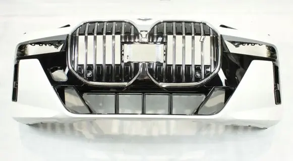 BMW 7 G70 Front bumper