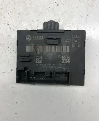 Audi A4 S4 B8 8K Door control unit/module 8T0959795N 8T0959795B