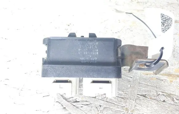 Toyota Land Cruiser (FJ80) ABS relay 8826312080 0610001350