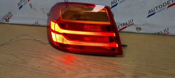 Rear/tail lights