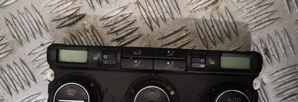 Volkswagen PASSAT B6 Climate control unit
