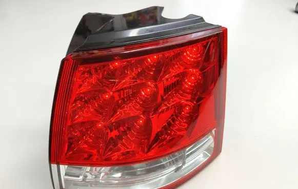 Citroen C-Crosser Rear/tail lights 22087813