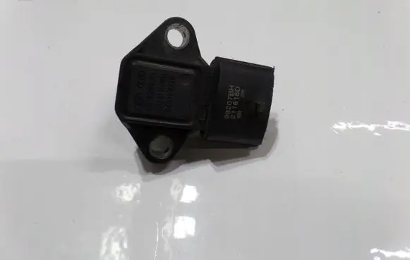 KIA Carens II Air pressure sensor 3930084400CRDI