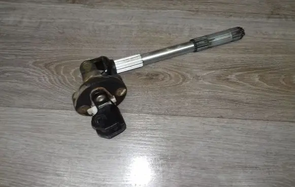 Volvo V70 Steering column universal joint GLV03001