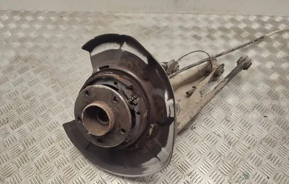 BMW 3 F30 F35 F31 Rear wheel hub spindle/knuckle 33326792523