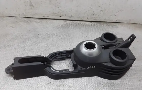 Mitsubishi Colt Center console MN108486