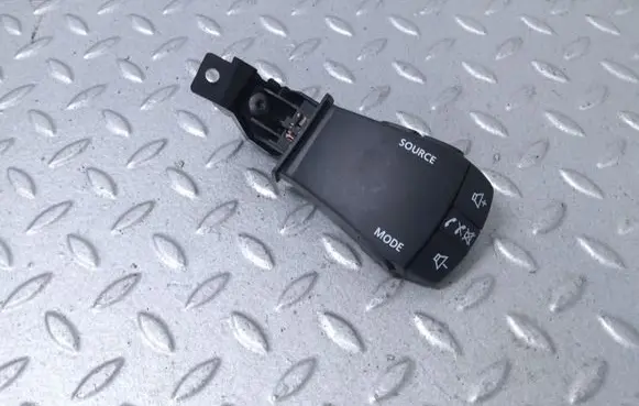 Dacia Sandero III Sound control switch 255522187R