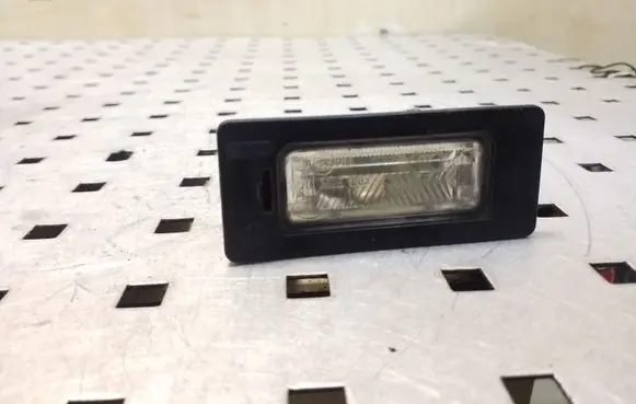 Audi TT TTS Mk2 Number plate light 8T0943021