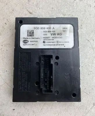 Skoda Octavia Mk3 (5E) Keyless (KESSY) go control unit/module 5Q0959435A
