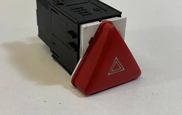 Volkswagen Golf V Hazard light switch 1K0953509A