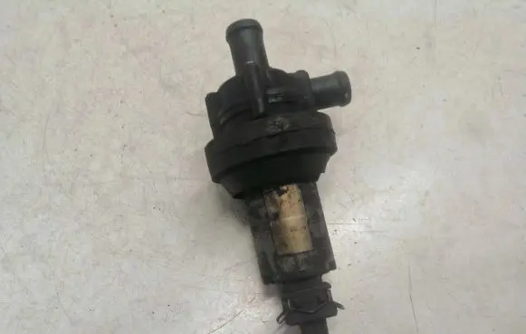 Volkswagen Transporter - Caravelle T4 Electric auxiliary coolant/water pump 035959209E
