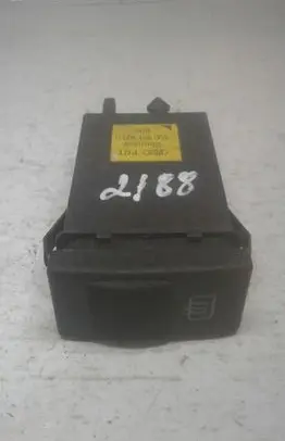 Audi A4 S4 B5 8D Windscreen/window heater switch 4D0941503B