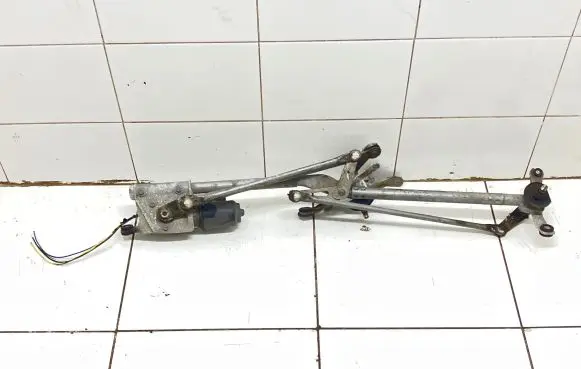 Honda Civic Front wiper linkage and motor 72272 71912023