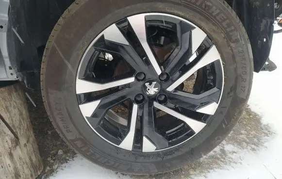 Peugeot 2008 II R17 alloy rim 