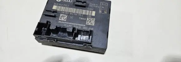 Audi A4 S4 B8 8K Door control unit/module 8K0959795C