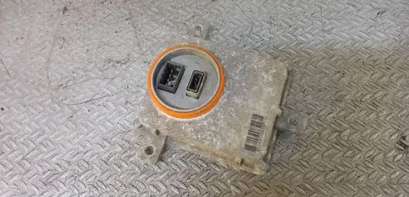 Volkswagen PASSAT B7 Headlight ballast module Xenon 8K0941597B