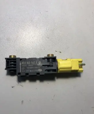 Audi A4 S4 B7 8E 8H Airbag deployment crash/impact sensor 8E0959643B