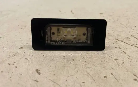 BMW 5 F10 F11 Number plate light 7193293 123171515