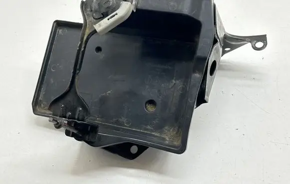Subaru Legacy Battery tray 82122AL00A